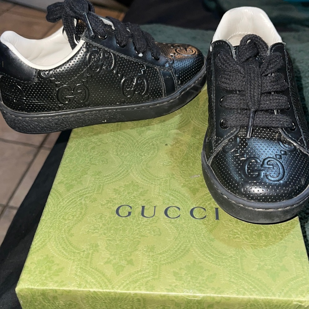 Kids Gucci shoes